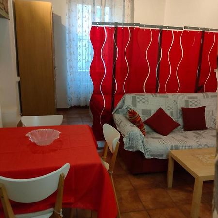 Mini Appartamento Livorno Luaran gambar