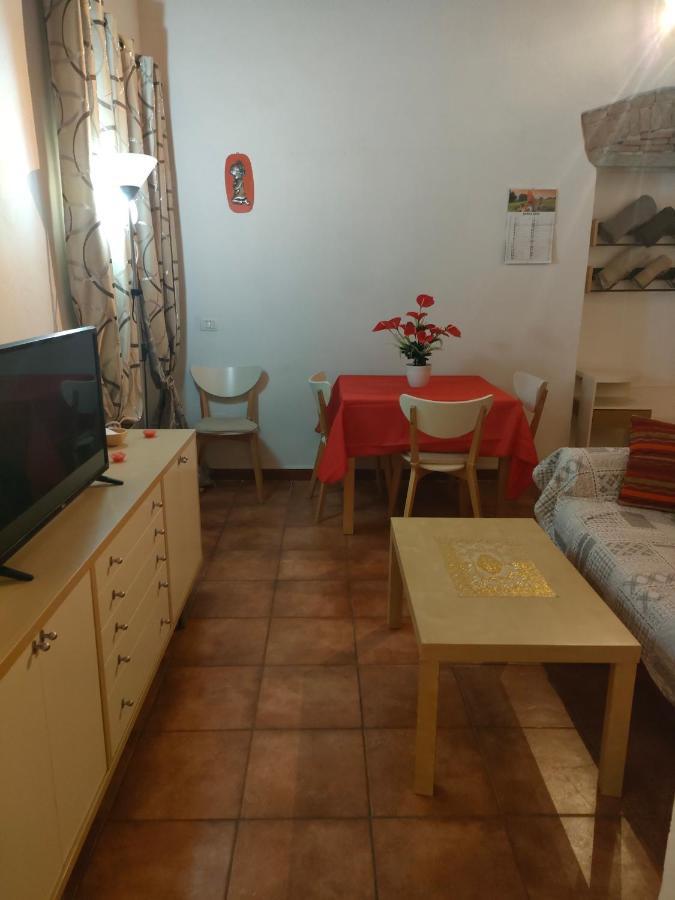 Mini Appartamento Livorno Luaran gambar
